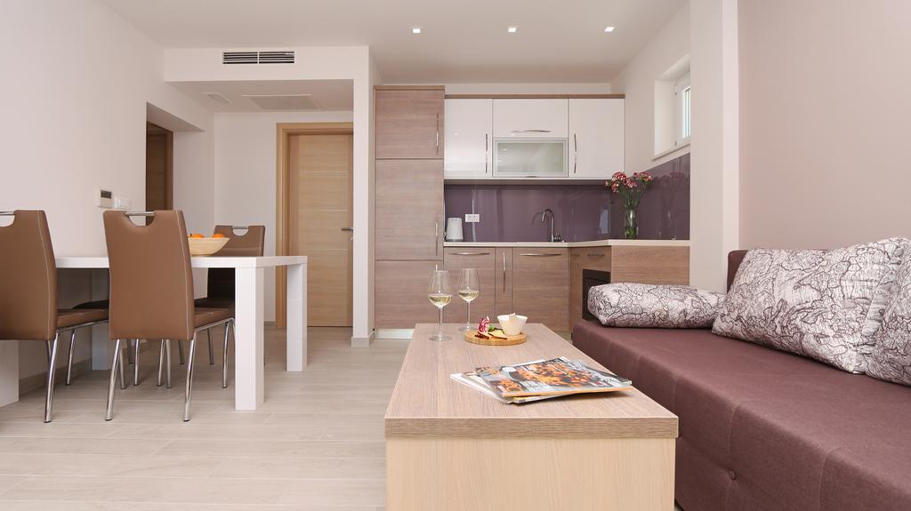 Apartments Hermes Тучепи Экстерьер фото