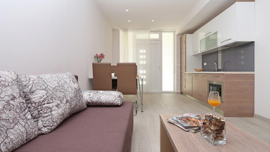 Apartments Hermes Тучепи Экстерьер фото